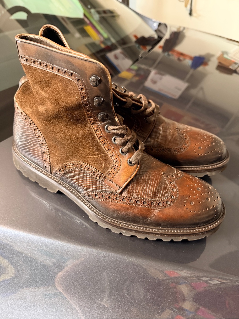 Magnanni Brown Suede & Leather Brogue Chukka Boots